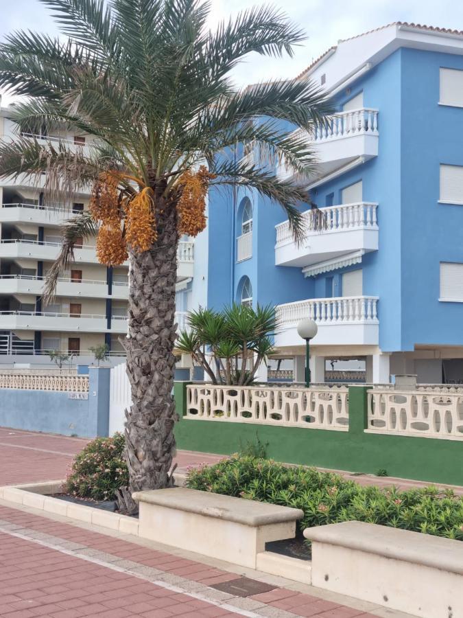 The Beach Across The Street Peñíscola エクステリア 写真